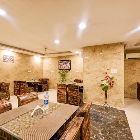 The Bellwood Suites Near Igi Airport 뉴델리 외부 사진