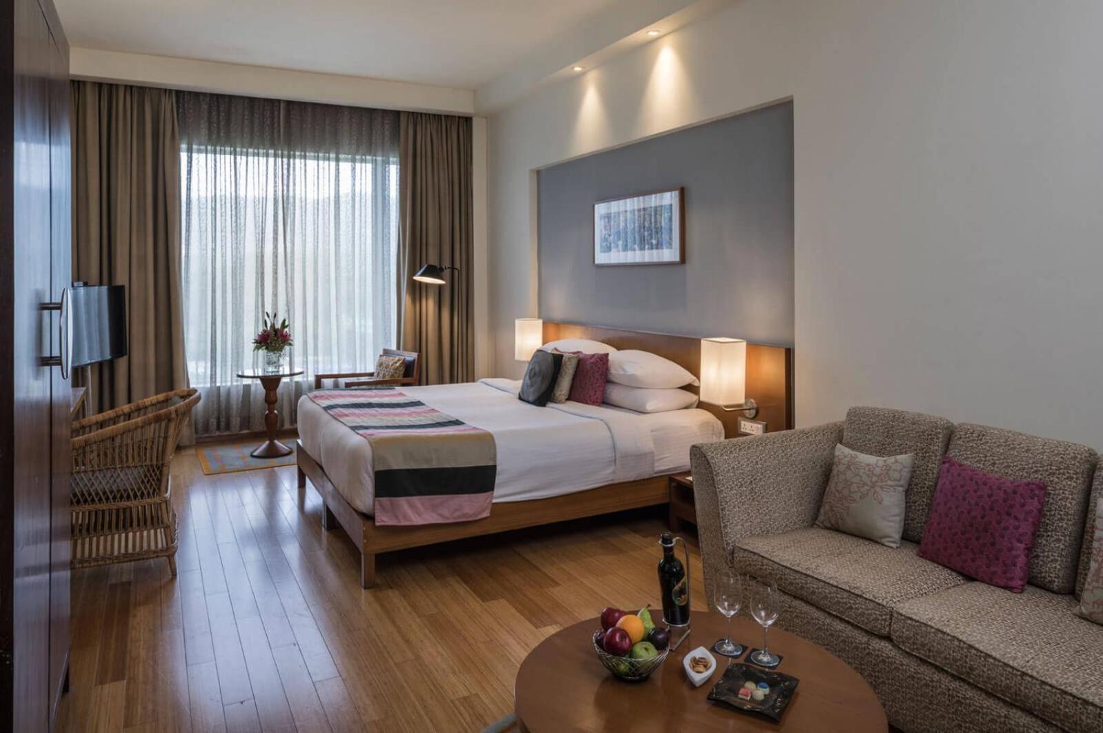 The Bellwood Suites Near Igi Airport 뉴델리 외부 사진
